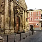 Del Teatro