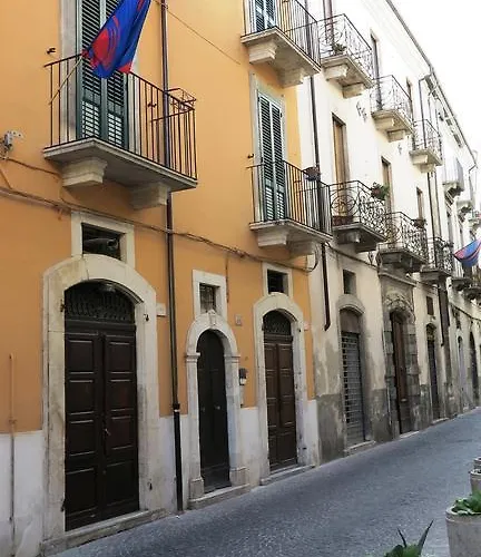 Apartment Del Teatro Sulmona